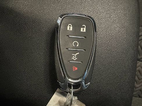 Used 2024 Chevrolet Equinox LT AWD/4WD image 17