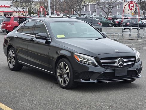 Used 2021 Mercedes-Benz C 300 4MATIC Sedan image 3