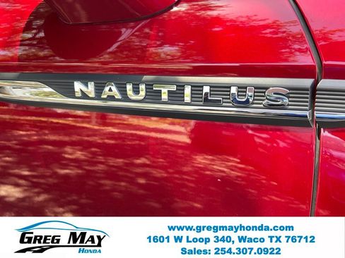 Used 2019 Lincoln Nautilus Select w/ Cargo Utility Package FWD image 16