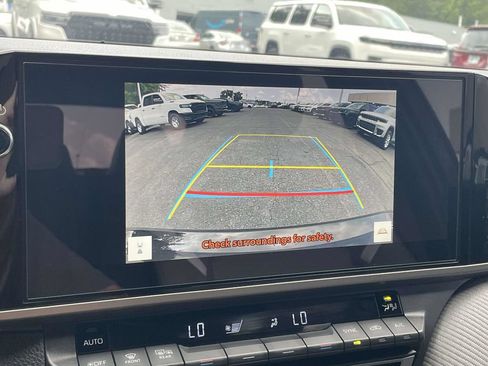 Used 2025 Toyota Camry SE w/ Multimedia Upgrade Package FWD image 33