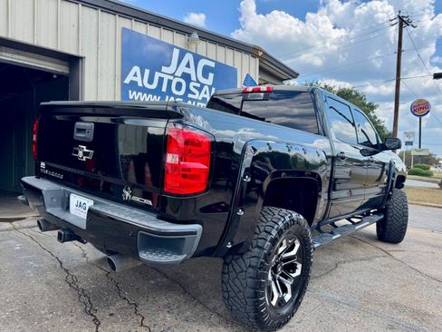 Used 2017 Chevrolet Silverado 1500 LT w/ All Star Edition AWD/4WD image 10
