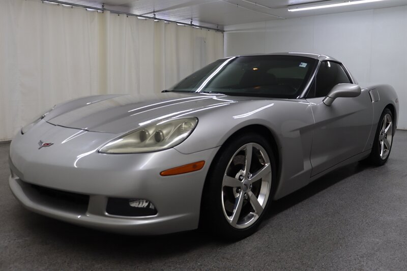Used 2008 Chevrolet Corvette Coupe w/ Preferred Equipment Group RWD image 3