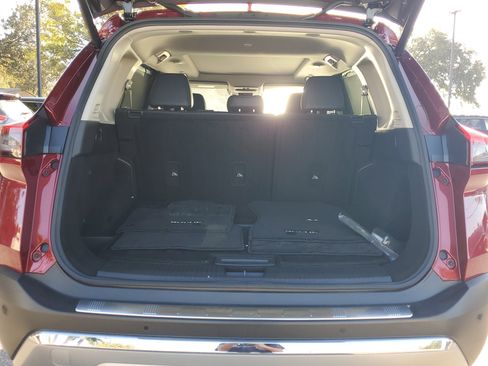 Used 2023 Nissan Rogue Platinum w/ Platinum Premium Package image 9