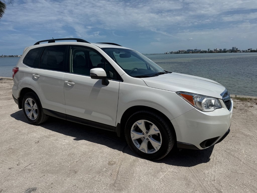 Used 2014 Subaru Forester 2.5i Touring AWD/4WD image 10