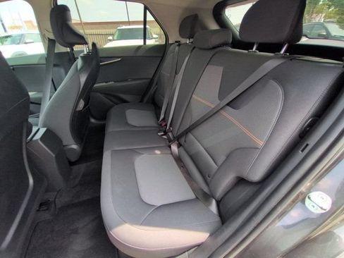 Used 2025 Kia Niro LX FWD image 27