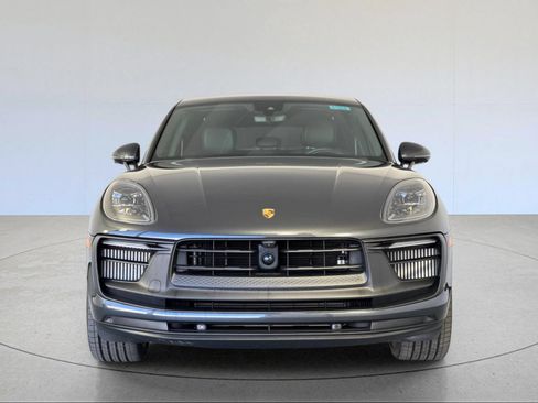 Certified 2024 Porsche Macan GTS AWD/4WD image 11