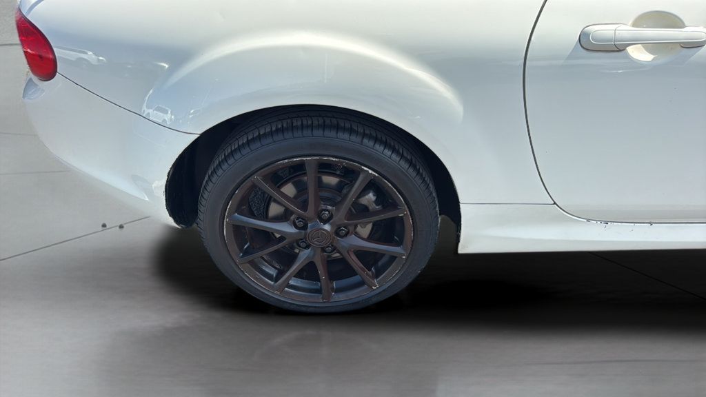 Used 2009 MAZDA MX-5 Miata Touring RWD image 34