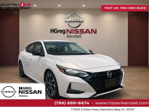 Used 2024 Nissan Sentra SR w/ SR Premium Package FWD image 1