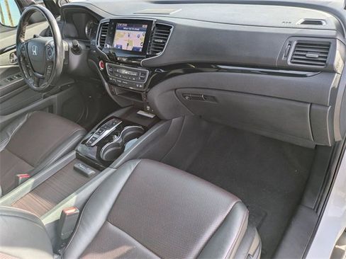 Used 2023 Honda Ridgeline Black Edition image 35