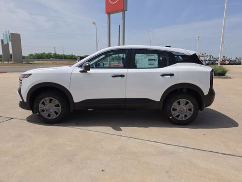 New 2026 Nissan Kicks S FWD image 3