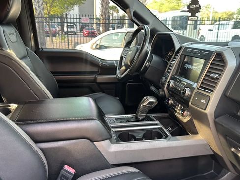 Used 2018 Ford F150 Raptor w/ Equipment Group 802A Luxury AWD/4WD image 10