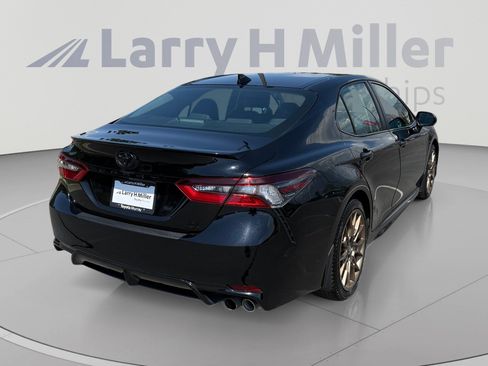 Used 2024 Toyota Camry SE w/ Convenience Package AWD/4WD image 5