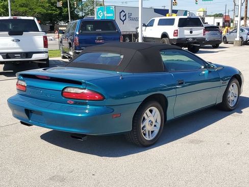 Used 1995 Chevrolet Camaro Z28 RWD image 6