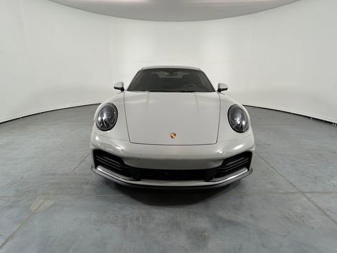 Certified 2025 Porsche 911 Carrera RWD image 10