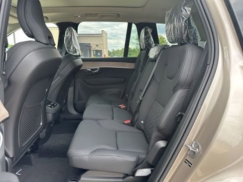 New 2026 Volvo XC90 B6 Plus w/ Protection Package AWD/4WD image 12