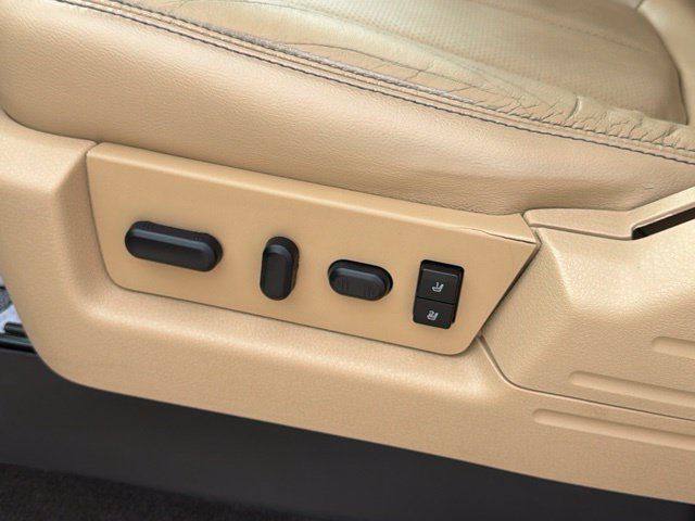 Used 2013 Ford F150 Lariat w/ Lariat Chrome Pkg AWD/4WD image 13