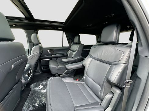 New 2025 Ford Expedition Platinum w/ Stealth Appearance Package image 17