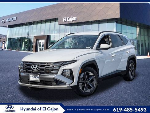Certified 2025 Hyundai Tucson SEL FWD image 1