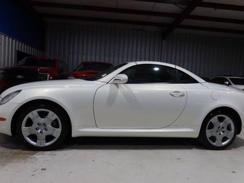 Used 2005 Lexus SC 430 Convertible RWD image 39