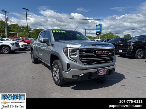 Used 2026 GMC Sierra 1500 SLT AWD/4WD image 1