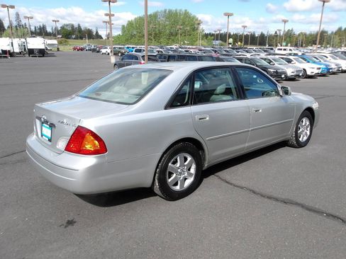 Used 2002 Toyota Avalon XL FWD image 5