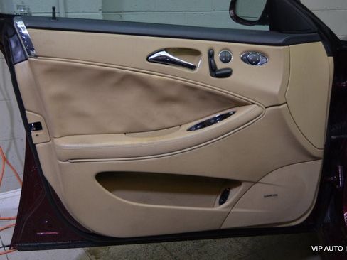 Used 2007 Mercedes-Benz CLS 63 AMG image 7