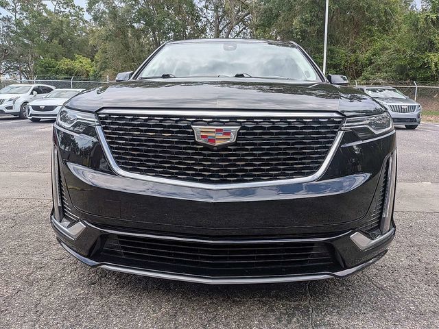 Used 2024 Cadillac XT6 Premium Luxury w/ Technology Package FWD image 5