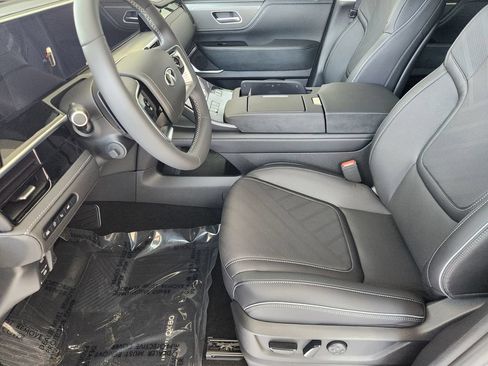 New 2026 INFINITI QX80 Luxe w/ Cargo Package AWD/4WD image 9