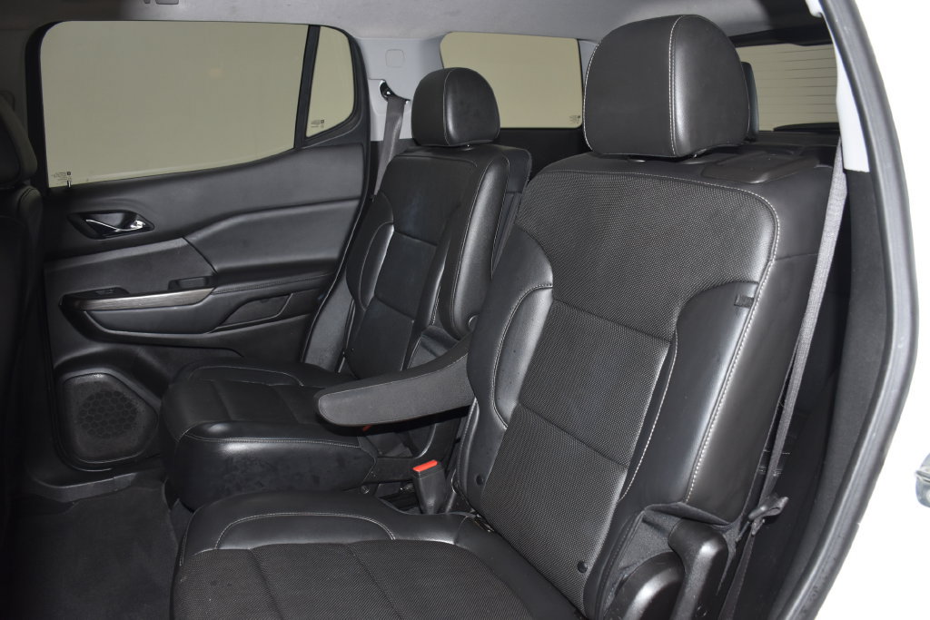 Used 2023 GMC Acadia SLT FWD image 30