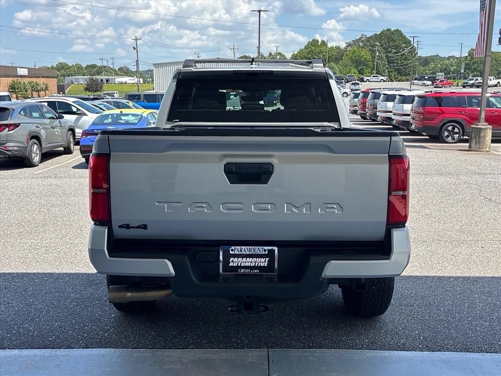 Used 2024 Toyota Tacoma TRD Off-Road AWD/4WD image 25