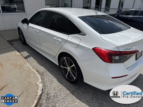 Certified 2024 Honda Civic Touring image 6