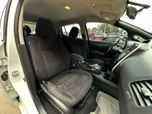 Used 2013 Nissan Leaf SV w/ LED & Quick Charge Pkg image 30