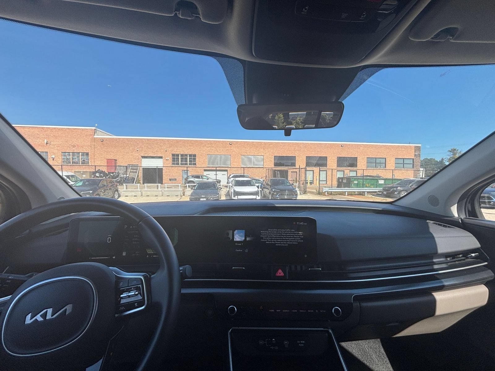 Used 2026 Kia Carnival FWD image 35