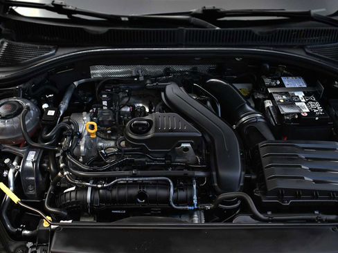 Used 2024 Volkswagen Jetta SE image 27