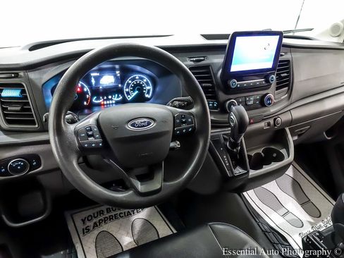 Used 2020 Ford Transit 250 Medium Roof image 9