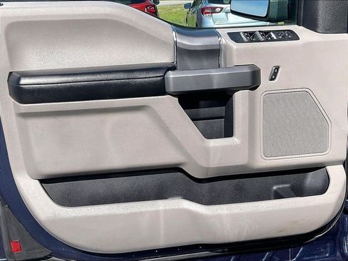Used 2018 Ford F150 XLT w/ Equipment Group 301A Mid AWD/4WD image 9