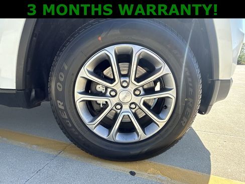 Used 2014 Jeep Grand Cherokee Limited AWD/4WD image 10