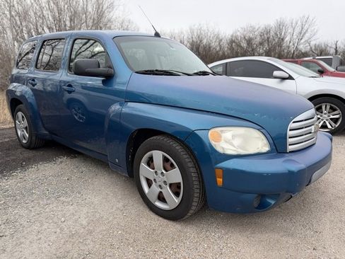 Used 2009 Chevrolet HHR LS image 10