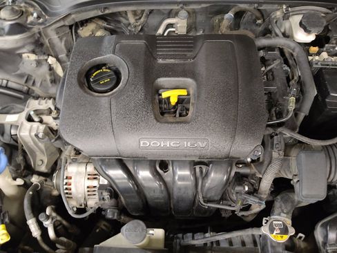 Used 2019 Kia Forte LXS image 30