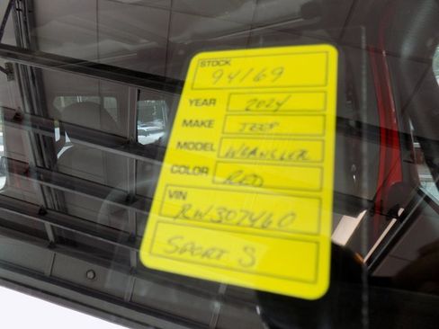 Certified 2024 Jeep Wrangler Sport S image 36