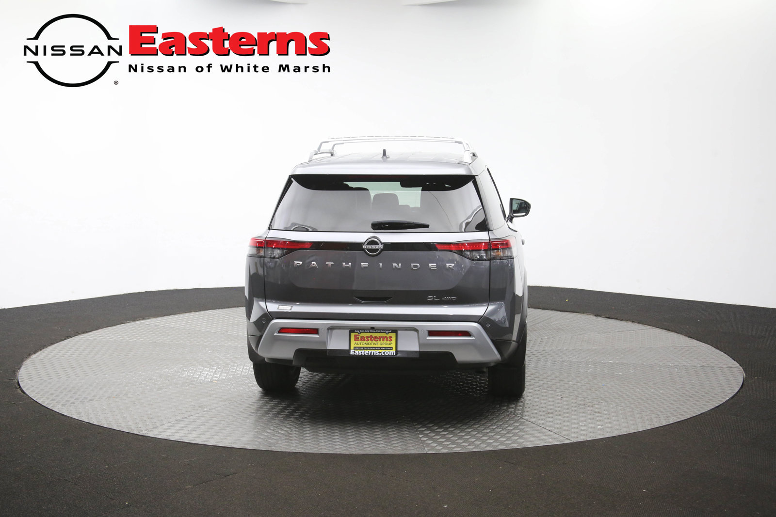 Used 2024 Nissan Pathfinder SL AWD/4WD image 40