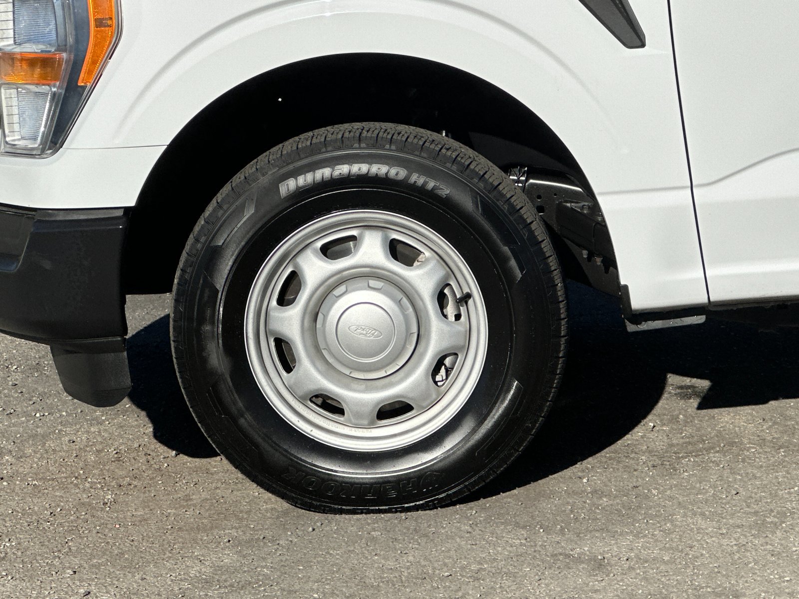Certified 2022 Ford F150 2WD Regular Cab image 31