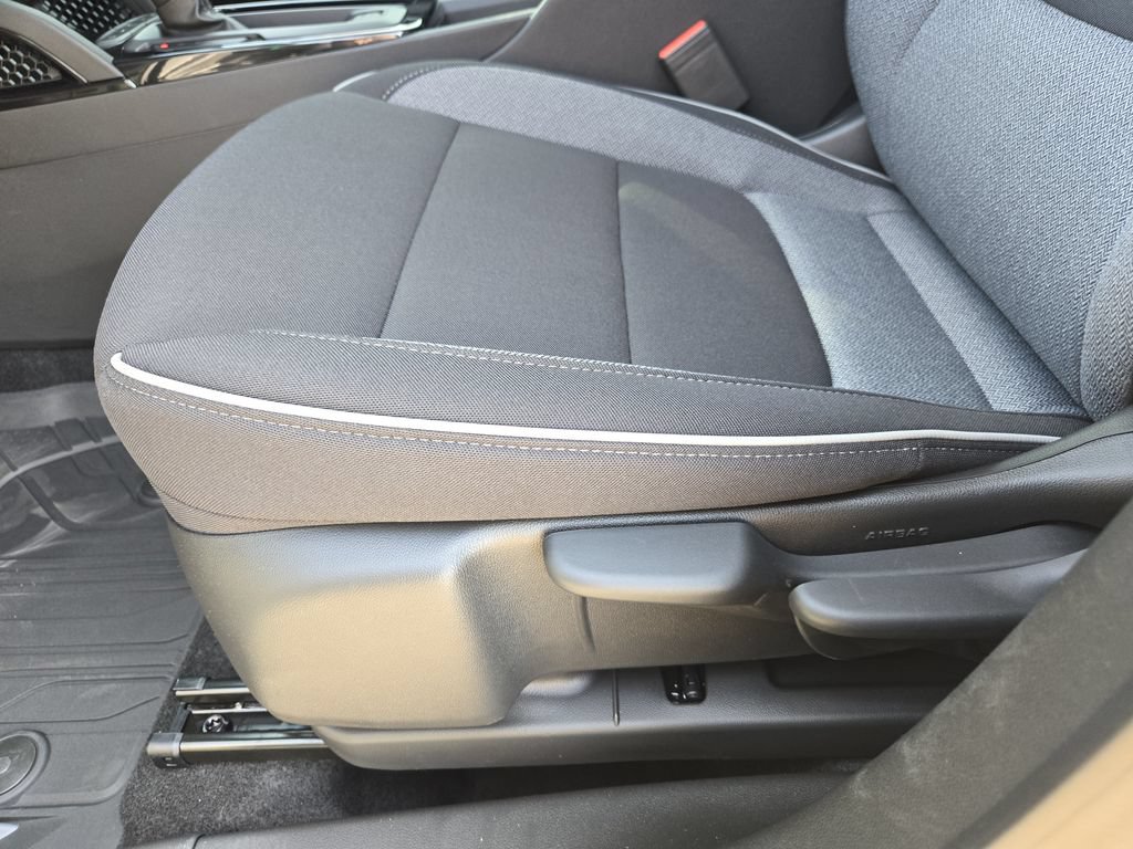 New 2026 Chevrolet TrailBlazer LT w/ Driver Confidence Package FWD image 18