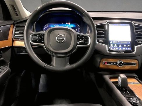 Certified 2024 Volvo XC90 B5 Plus AWD/4WD image 8