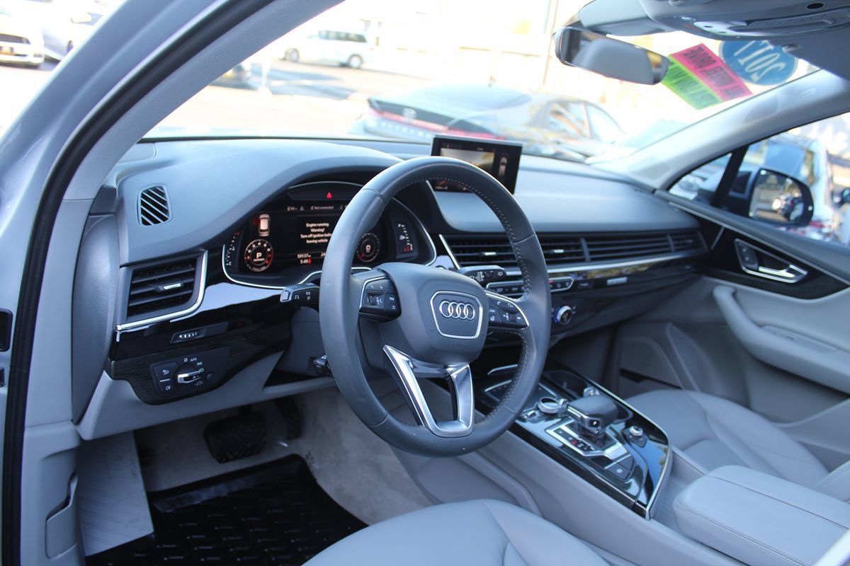 Used 2017 Audi Q7 3.0T Premium Plus w/ Premium Plus Package AWD/4WD image 20