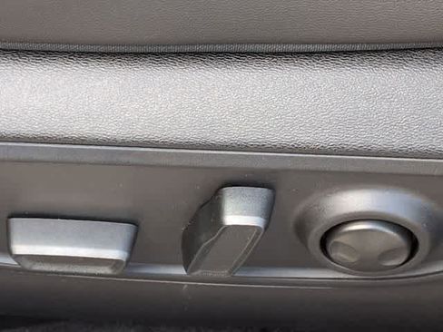 New 2026 Jeep Cherokee Limited image 17