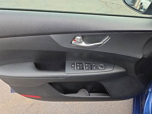 Used 2020 Kia Forte LXS image 13