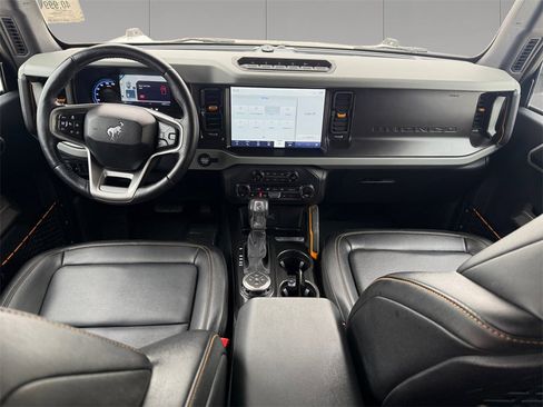 Used 2021 Ford Bronco Badlands image 12