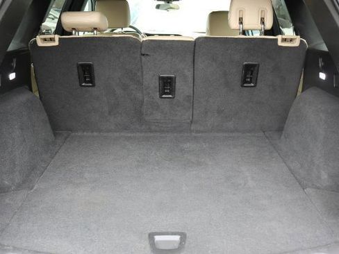 Used 2017 Cadillac XT5 FWD image 24