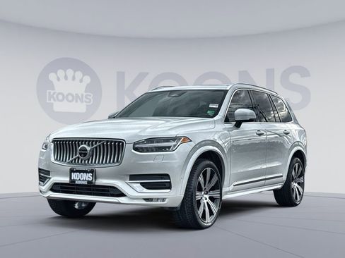 Used 2024 Volvo XC90 B6 Ultimate w/ Protection Package image 1